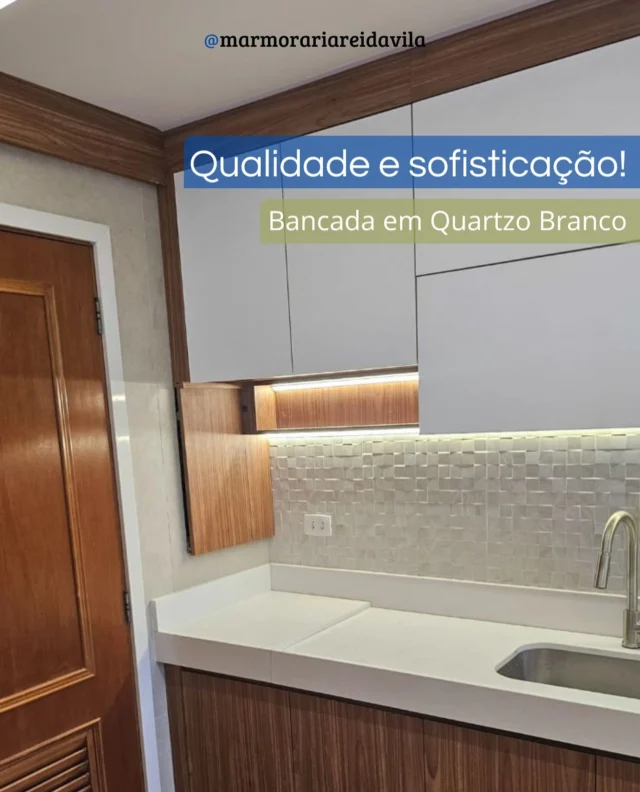 Bancada de cozinha em mármore com acabamento premium executada pela Marmoraria Rei da Vila
